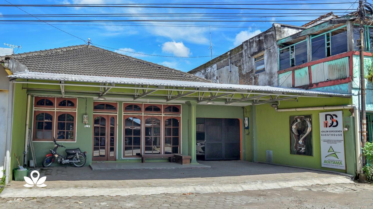 ZEN Rooms Adisucipto Airport Джокякарта Екстериор снимка